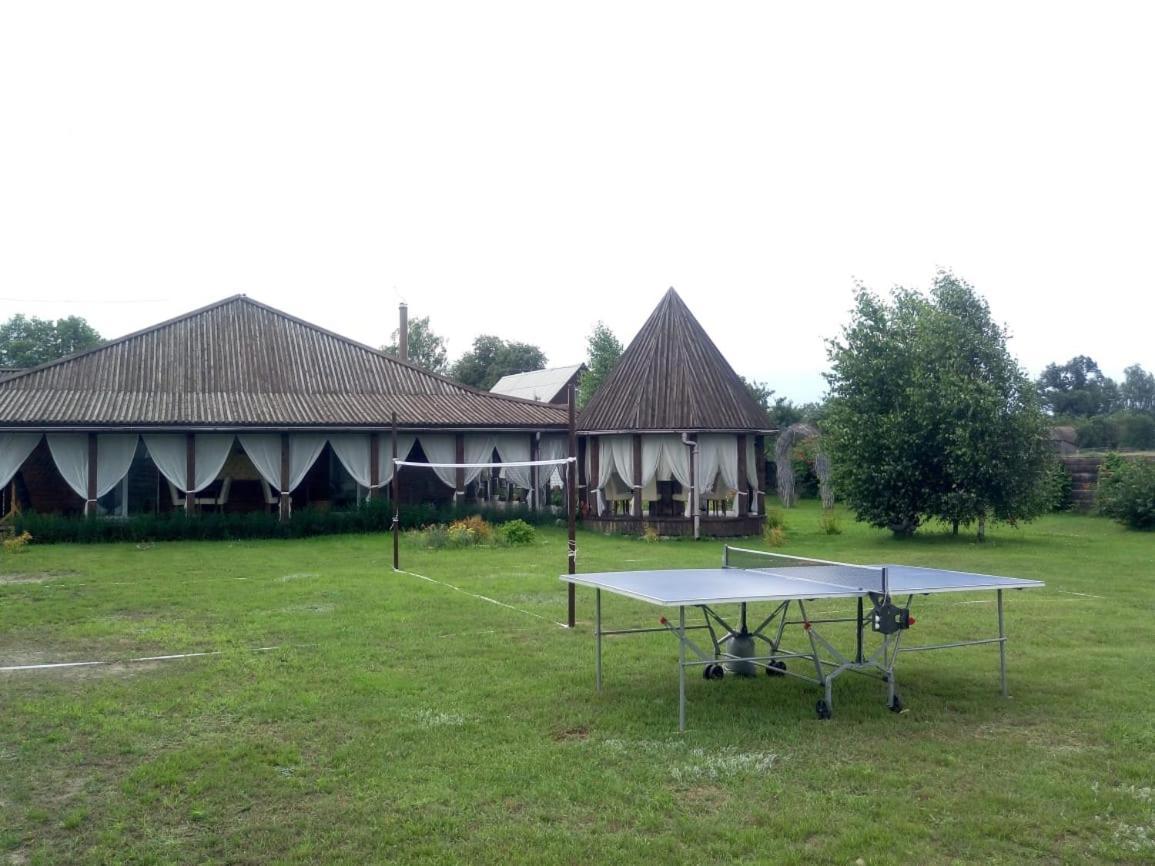 Hotel "Дальний Кордон" Moshchanytsya Exterior foto